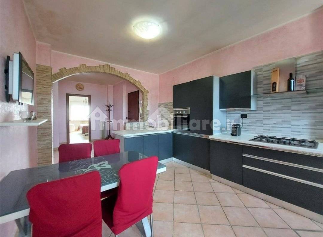 2 bedrooms Apartment in Chivasso, Italy No. 290046
