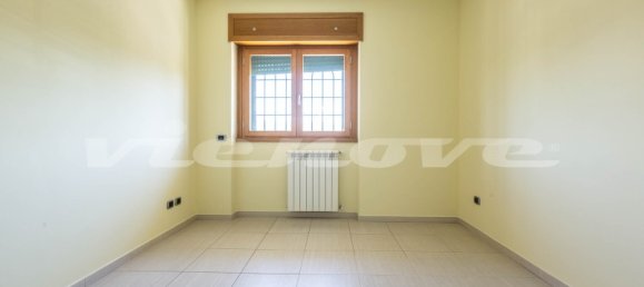 2 rooms Apartment in Rome, Italy No. 12273 21
