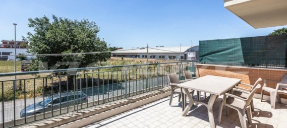 2 rooms Apartment in Rome, Italy No. 12273 12