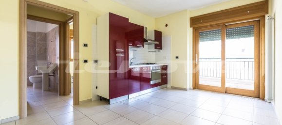 2 rooms Apartment in Rome, Italy No. 12273 15