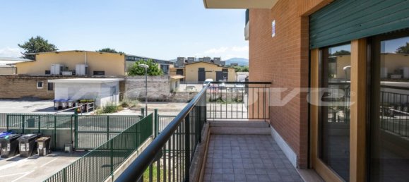 2 rooms Apartment in Rome, Italy No. 12273 18