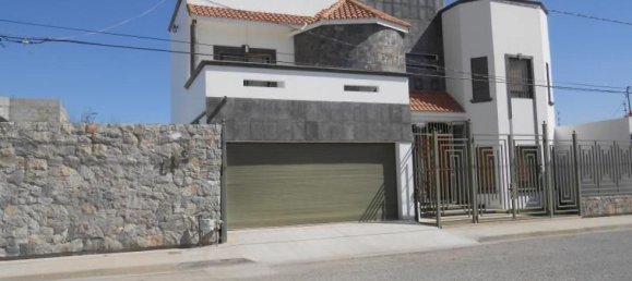 4 bedrooms House in Chihuahua, Mexico No. 152087 2
