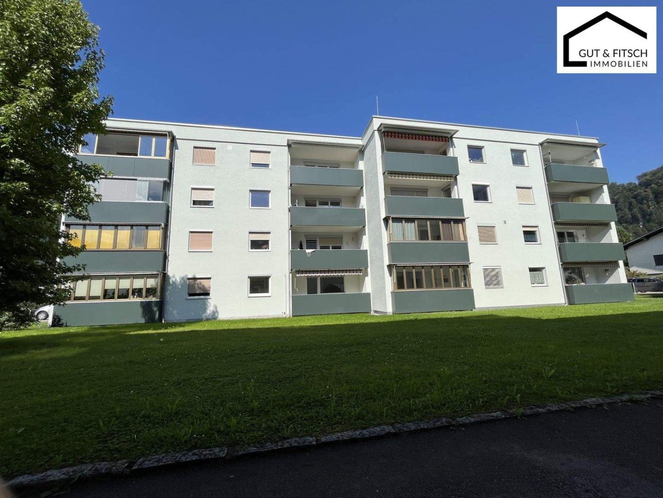 Apartamento de 3 habitaciónes en Bludenz, Austria No. 221252