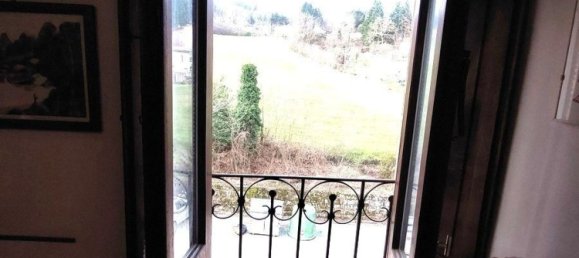 Квартира с 3 комнатами в Ареццо, Италия № 201416 7