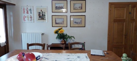 Квартира с 3 комнатами в Ареццо, Италия № 201416 12