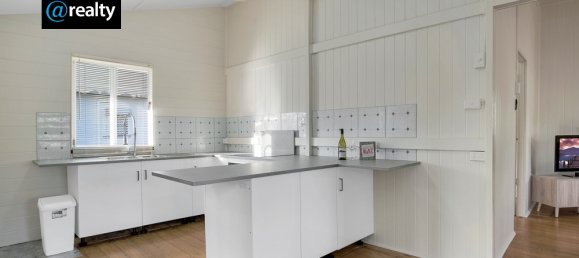 3 bedrooms House in Ingham, Australia No. 1121 10