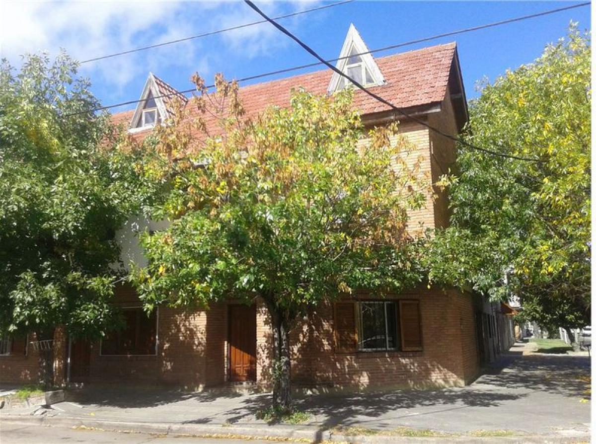 3 bedrooms House in Bermudez, Argentina No. 62375