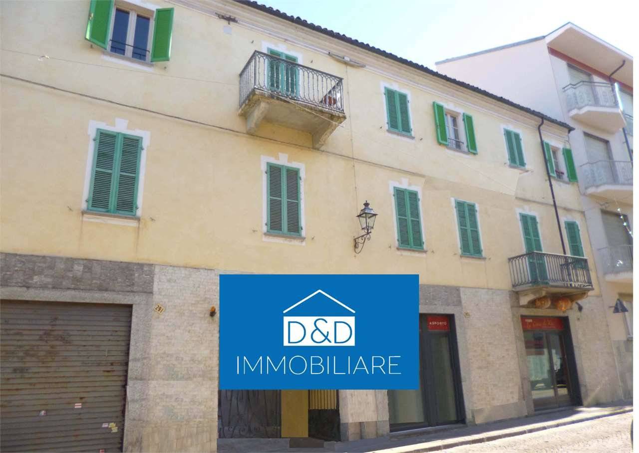 Imóvel comercial de 1 divisão em Bra, Italy N.º 225493