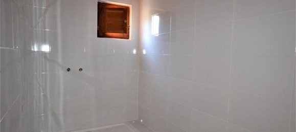  Land in Guadalest, Spain No. 108961 50