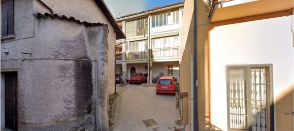 Apartamento de 3 divisões em Brescia, Italy N.º 3463 11