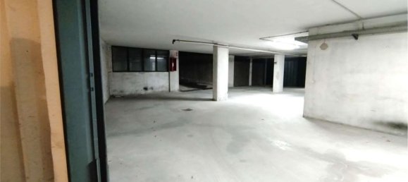 20m² Garage in Modena, Italy No. 90620 12
