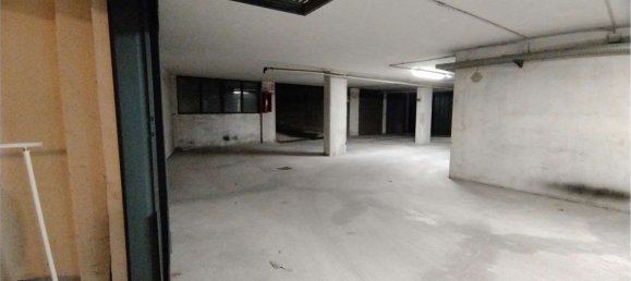 20m² Garage in Modena, Italy No. 90620 14