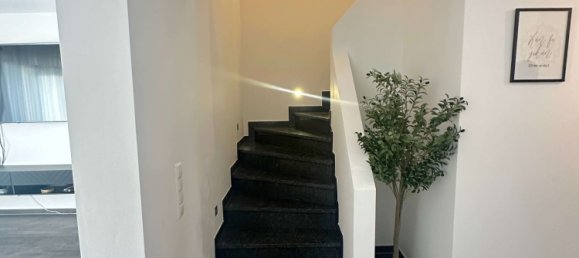 3 bedrooms Townhouse in Hanover, Germany No. 203934 4