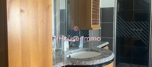 4 Schlafzimmer Haus in Creteil, France, Nr. 138358 8