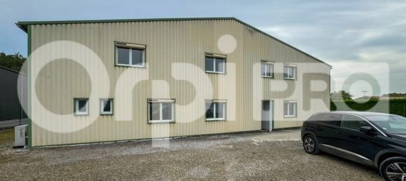 776m² Commercial property in Saint-Geours-de-Maremne, France No. 280125 2