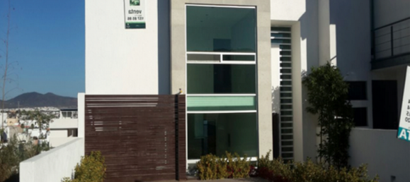 3 bedrooms House in Queretaro, Mexico No. 162079 2