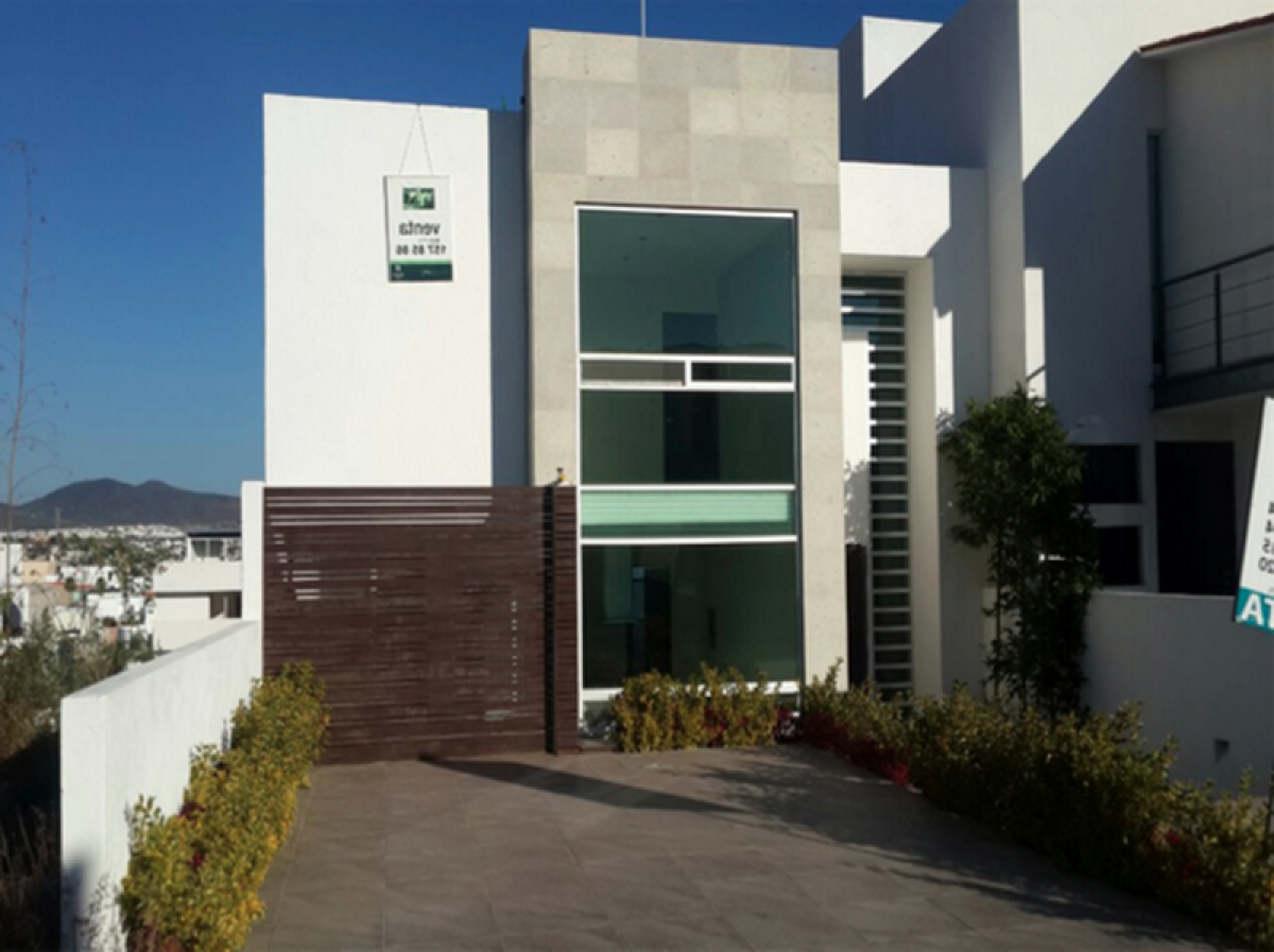 3 bedrooms House in Queretaro, Mexico No. 162079