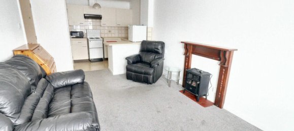 1 bedroom House in Romford, United Kingdom No. 4830 5