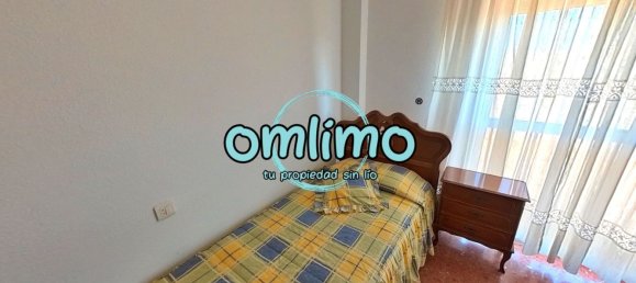 Apartamento de 3 dormitorios en Córdoba, Spain No. 146002 19