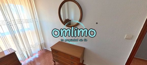 Apartamento de 3 dormitorios en Córdoba, Spain No. 146002 22