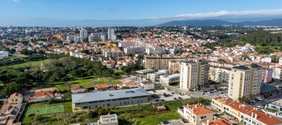 Apartamento T4 em Cascais, Portugal N.º 111910 28