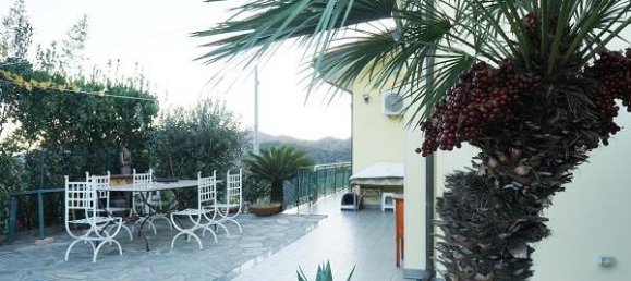 3 bedrooms Villa in Tovo San Giacomo, Italy No. 165219 10