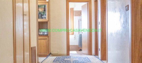 Casa de 5 habitaciónes en Venice, Italy No. 92356 22