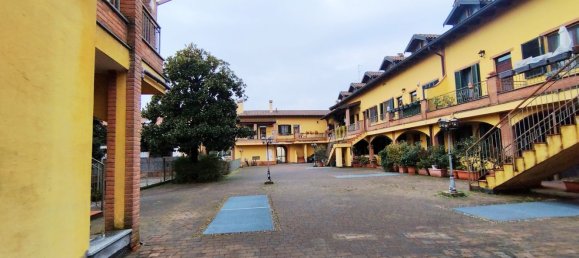 3 rooms Duplex in Vanzago, Italy No. 22890 7