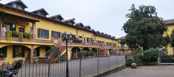 3 rooms Duplex in Vanzago, Italy No. 22890 3