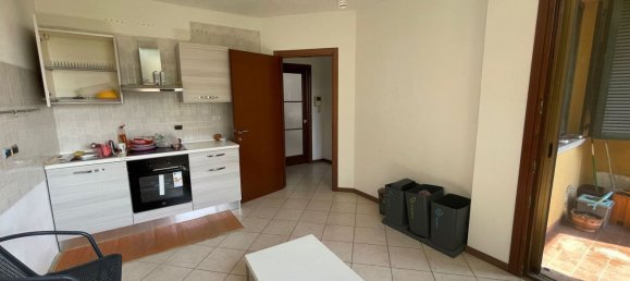 3 rooms Duplex in Vanzago, Italy No. 22890 11