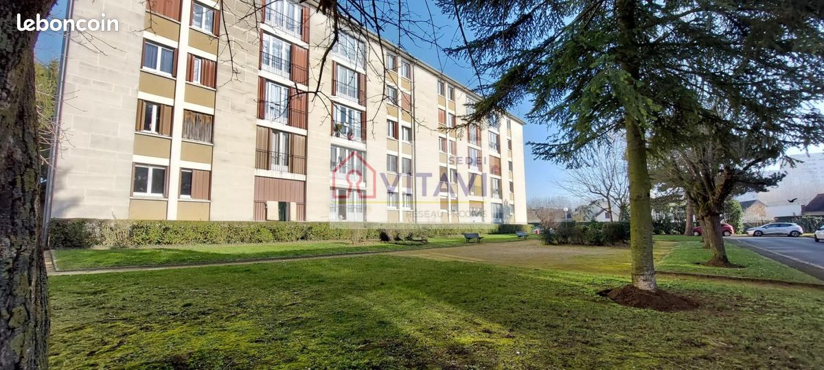 2 bedrooms Apartment in Beauvais, France No. 78344