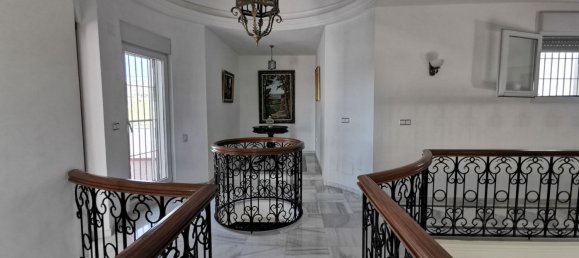 Villa T5 em Estepona, Spain N.º 136500 17