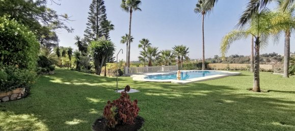 Villa T5 em Estepona, Spain N.º 136500 3