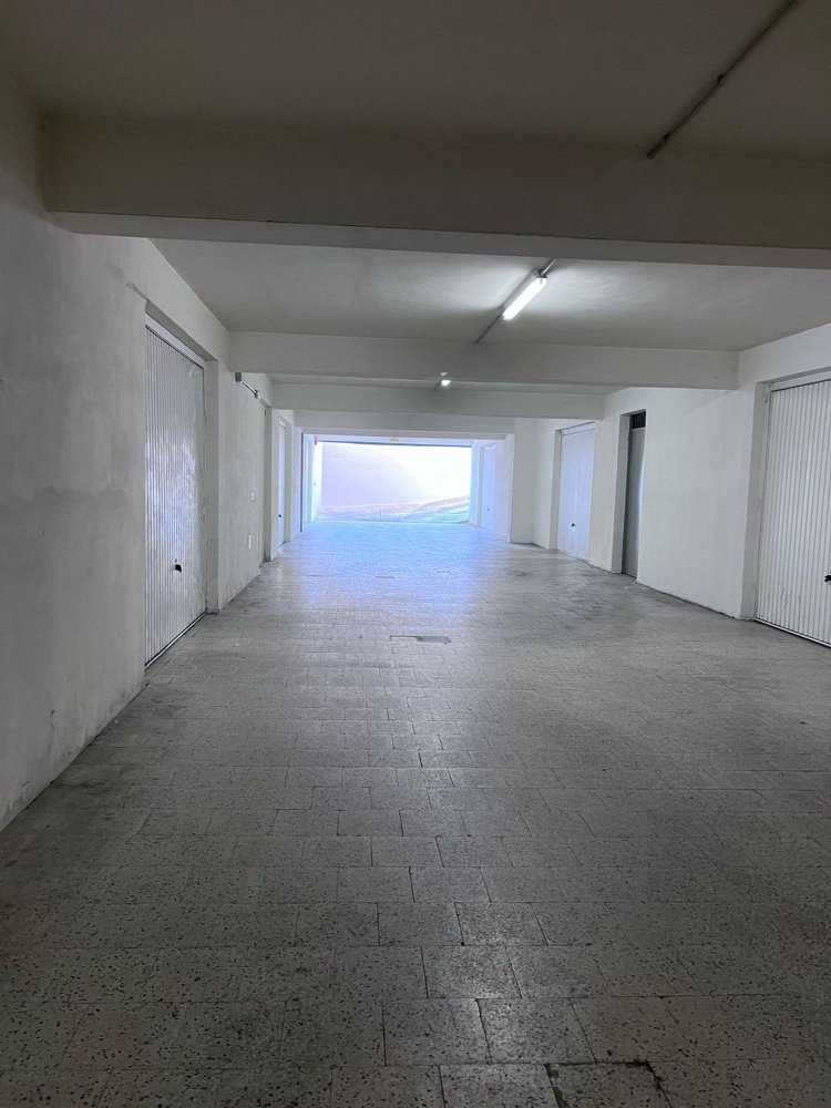 Garage in Lentini, Italy 49m², Nr. 333951