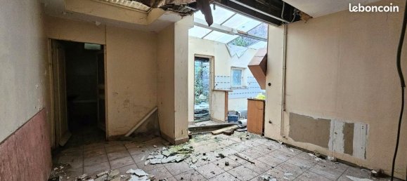 4 bedrooms House in Tourcoing, France No. 273538 8