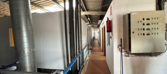 Склад 325м² в Андалусия, Испания № 152143 12