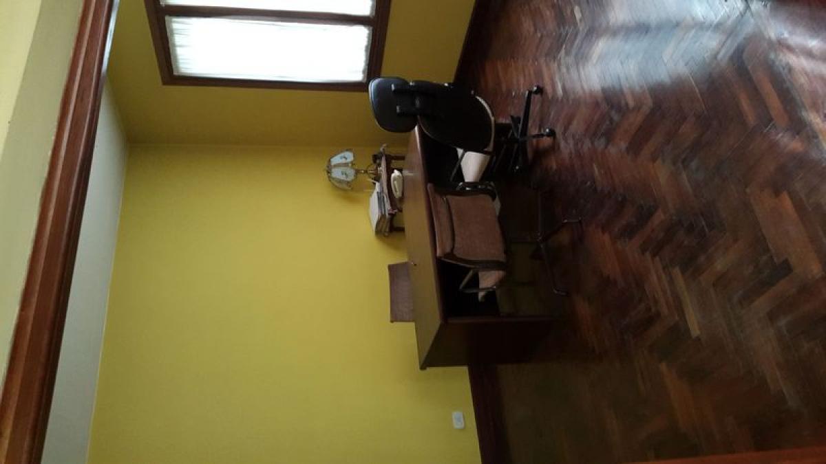 3 bedrooms House in Ituzaingo, Argentina No. 20090