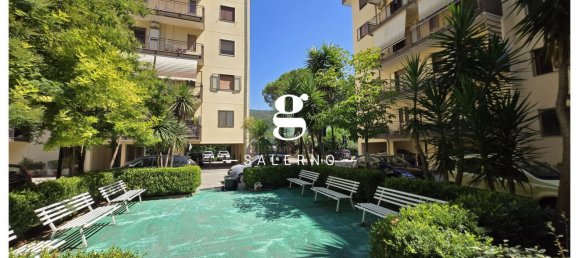 4 bedrooms Apartment in Salerno, Italy No. 379062 4