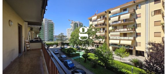 4 bedrooms Apartment in Salerno, Italy No. 379062 23