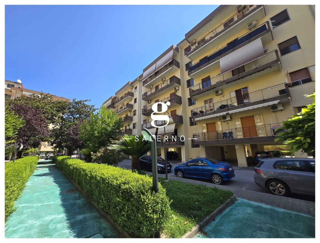 4 bedrooms Apartment in Salerno, Italy No. 379062