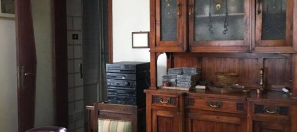 Квартира с 5 комнатами в Ривергаро, Италия № 23608 10