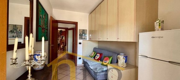 Apartamento de 3 divisões em Montesilvano, Italy N.º 280484 2