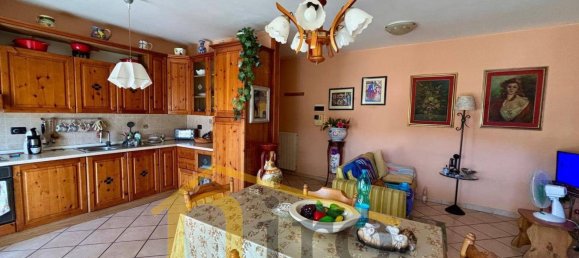 Apartamento de 3 divisões em Montesilvano, Italy N.º 280484 4