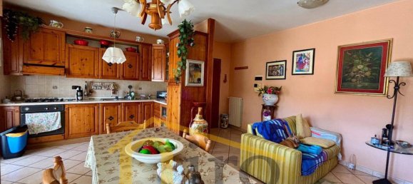 Apartamento de 3 divisões em Montesilvano, Italy N.º 280484 6