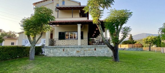 7 bedrooms Villa in Corfu, Greece No. 9021 17