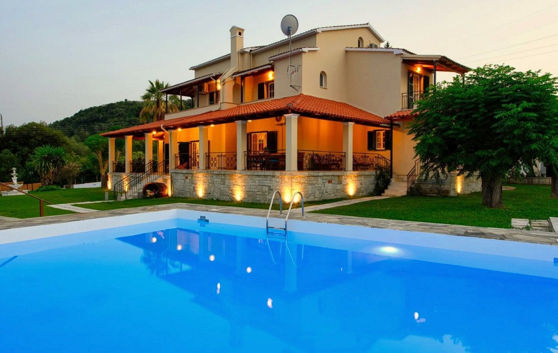 7 bedrooms Villa in Corfu, Greece No. 9021