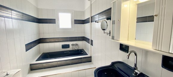 7 bedrooms Villa in Corfu, Greece No. 9021 11