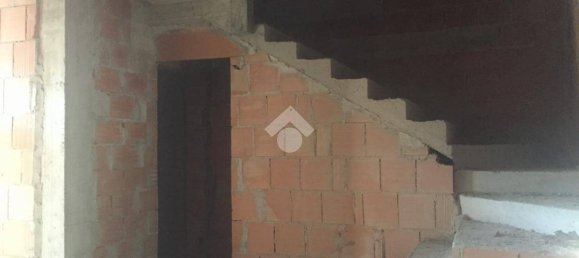 3 bedrooms House in Pegognaga, Italy No. 360408 2