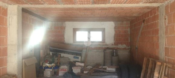 3 bedrooms House in Pegognaga, Italy No. 360408 9