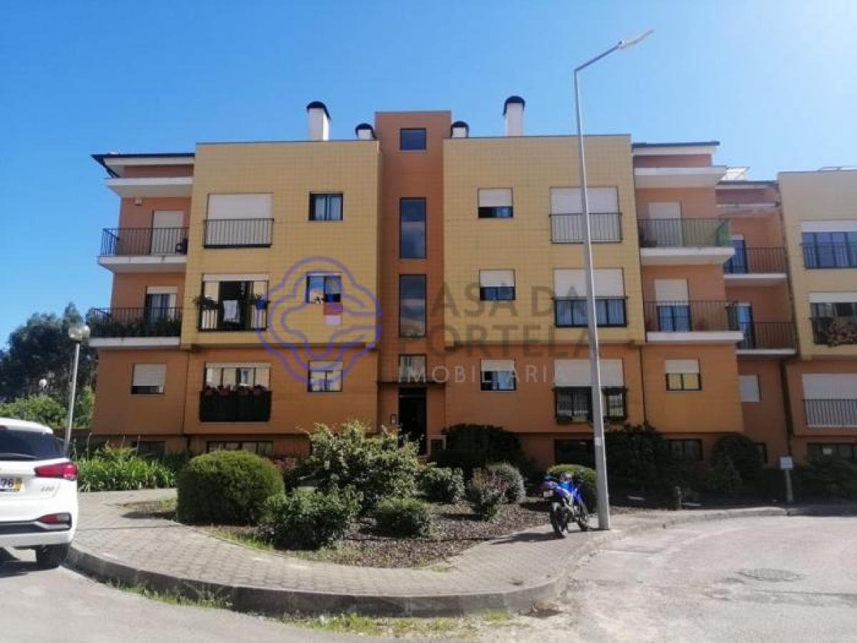 3 bedrooms Apartment in Aveiro, Portugal No. 639